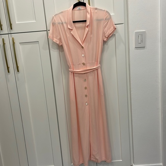 Aritzia Wilfred Shirt Dress in Coral Blush - Picture 2 of 10